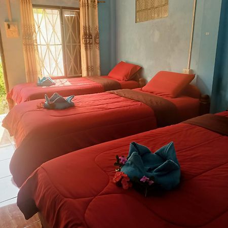 Phonephithak Guesthouse Muang Pakbèng Екстериор снимка