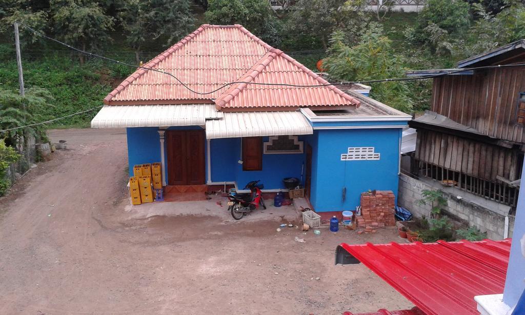 Phonephithak Guesthouse Muang Pakbèng Екстериор снимка